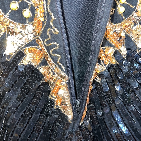 Beautiful Vintage Silk Beaded Black and Gold Dress size M by Carina - Picture 12 of 15